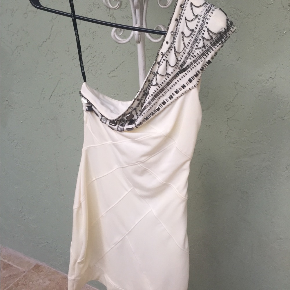 BEBE white and silver shirt dress